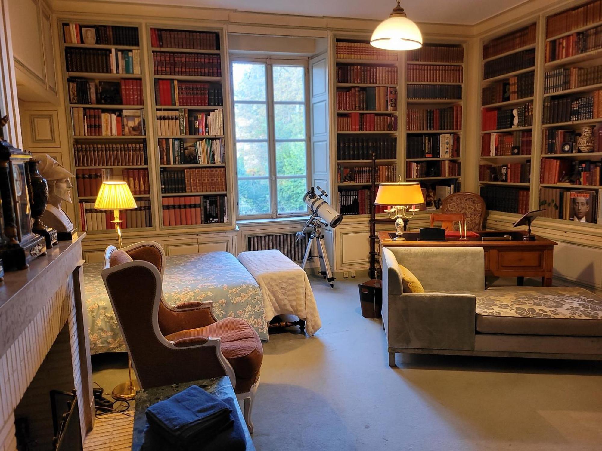 Saint-Eusebe Mansion - Hotel Particulier St-Eusebe โอแซร์ ภายนอก รูปภาพ