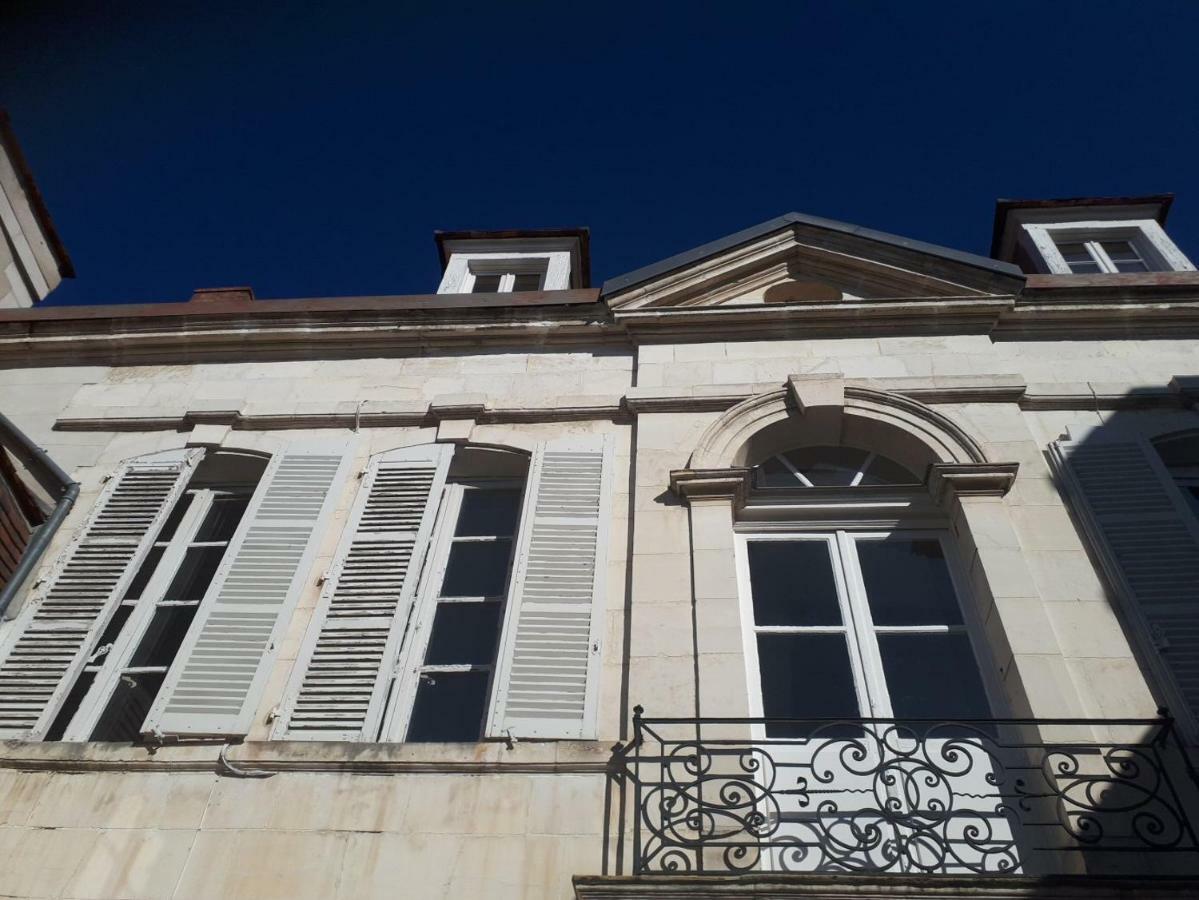 Saint-Eusebe Mansion - Hotel Particulier St-Eusebe โอแซร์ ภายนอก รูปภาพ