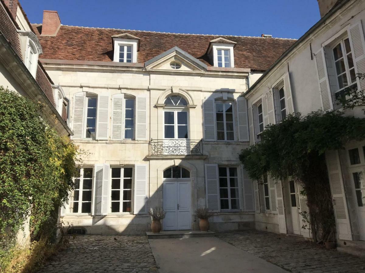 Saint-Eusebe Mansion - Hotel Particulier St-Eusebe โอแซร์ ภายนอก รูปภาพ