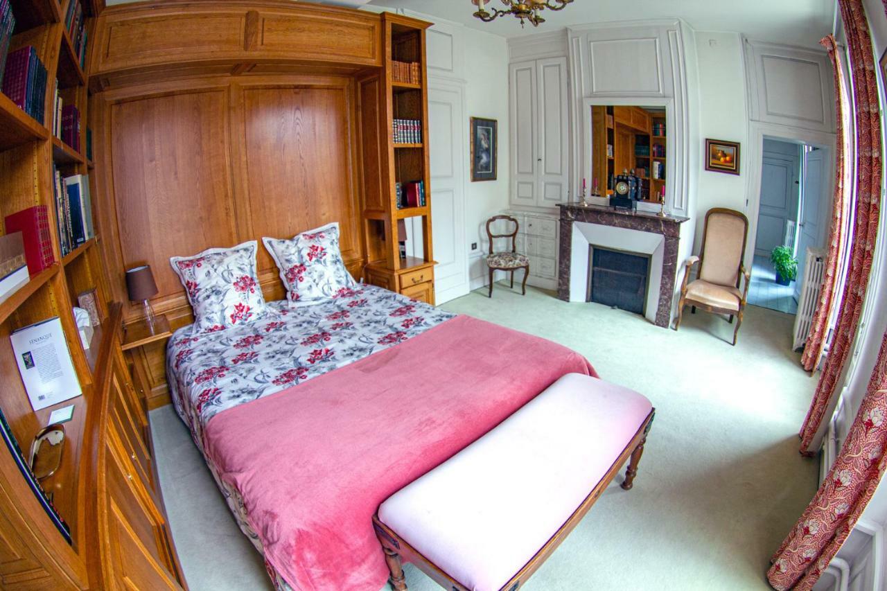 Saint-Eusebe Mansion - Hotel Particulier St-Eusebe โอแซร์ ภายนอก รูปภาพ