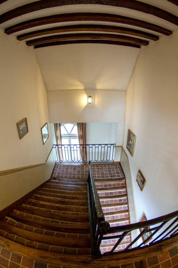 Saint-Eusebe Mansion - Hotel Particulier St-Eusebe โอแซร์ ภายนอก รูปภาพ