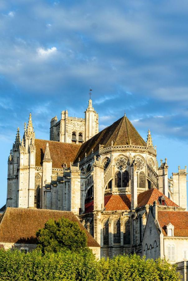 Saint-Eusebe Mansion - Hotel Particulier St-Eusebe โอแซร์ ภายนอก รูปภาพ