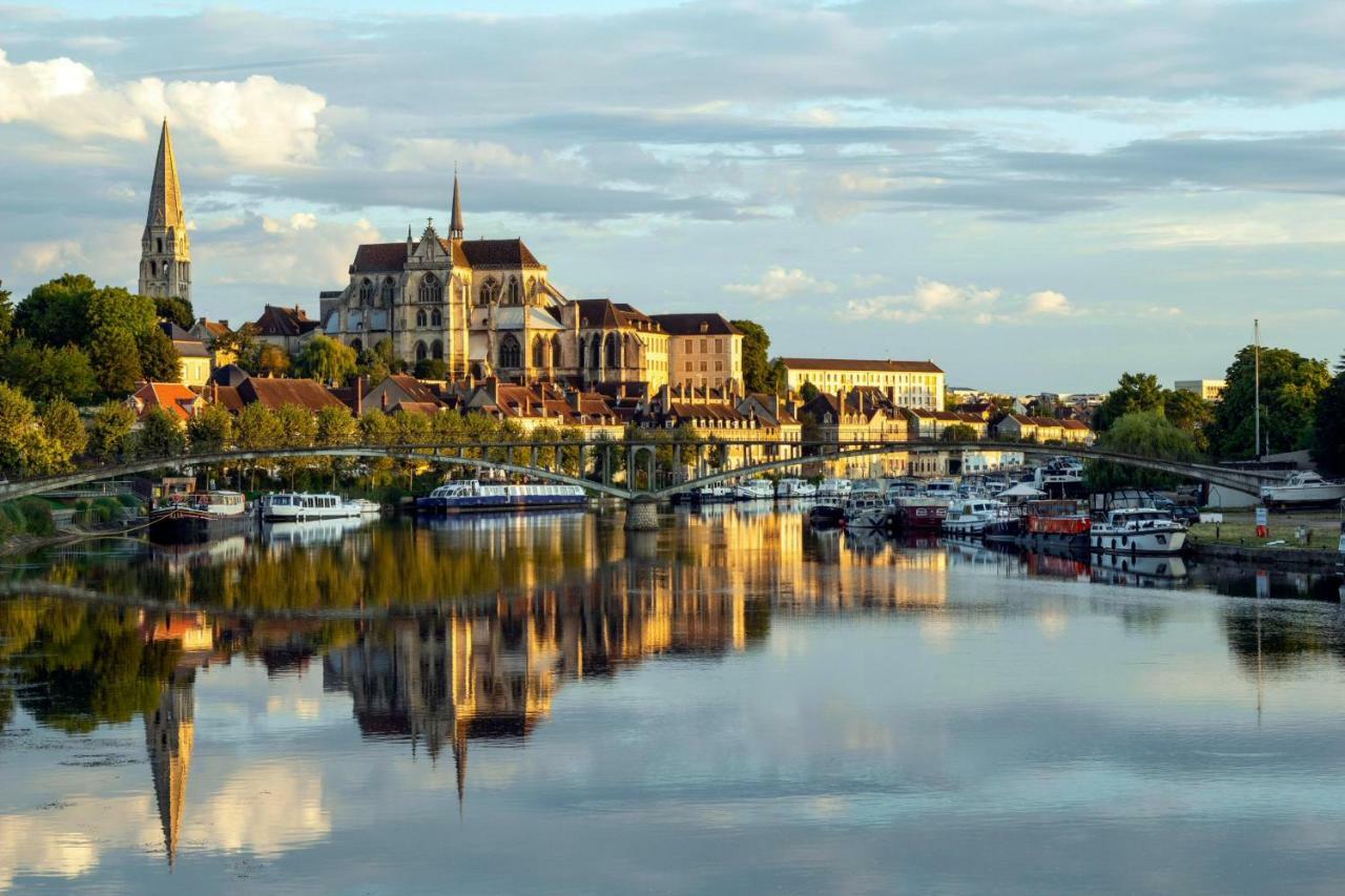 Saint-Eusebe Mansion - Hotel Particulier St-Eusebe โอแซร์ ภายนอก รูปภาพ