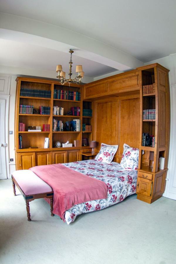 Saint-Eusebe Mansion - Hotel Particulier St-Eusebe โอแซร์ ภายนอก รูปภาพ