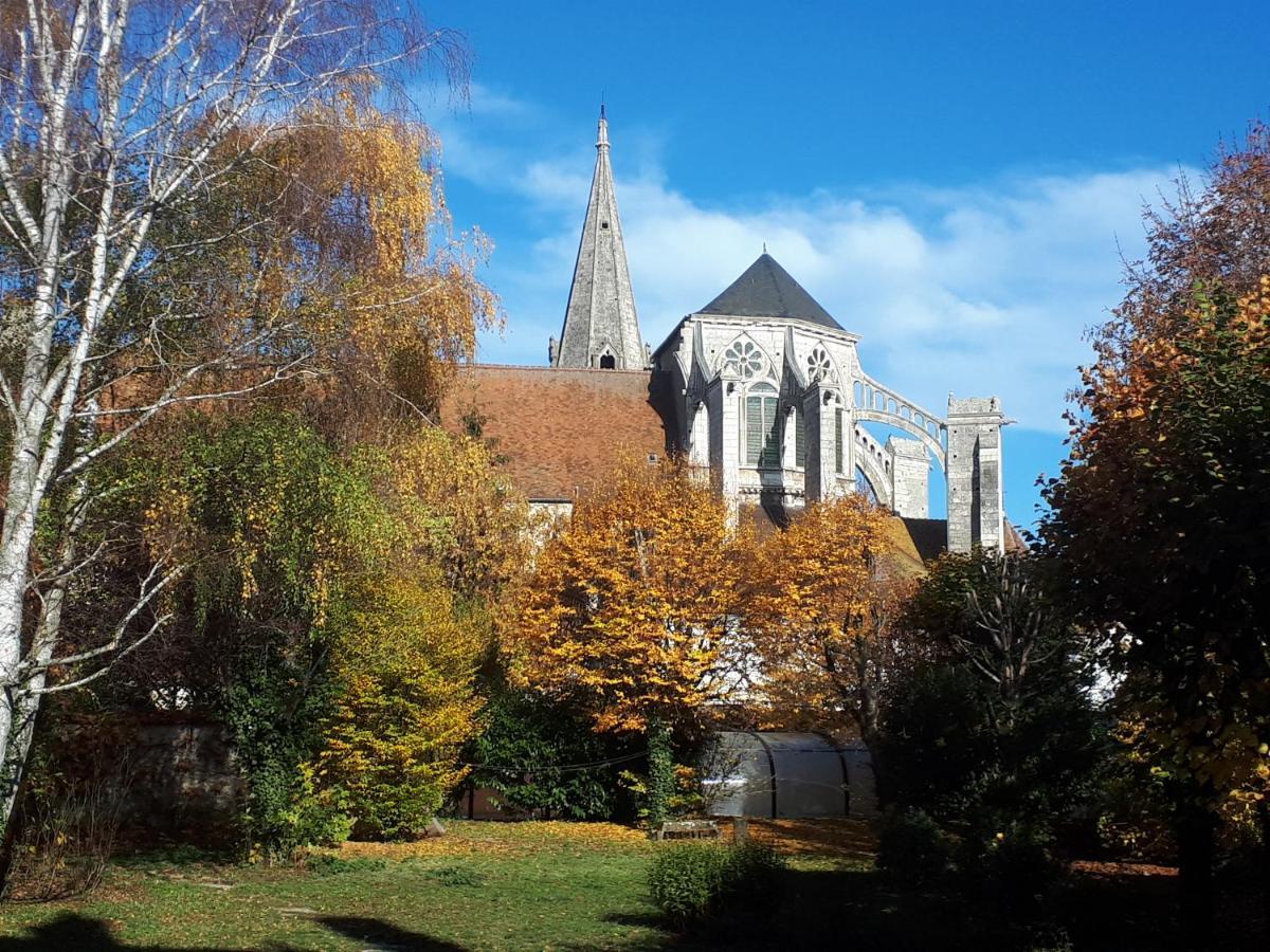 Saint-Eusebe Mansion - Hotel Particulier St-Eusebe โอแซร์ ภายนอก รูปภาพ